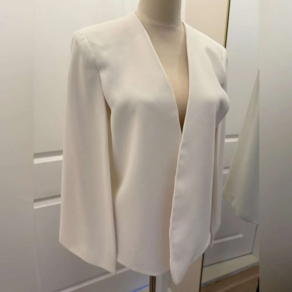 ZARA WHITE CAPE BLAZER MEDIUM - Picture 2 of 11